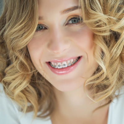 Bronx Wellness Family Dental | Dental Cleanings, Implant Restorations and Cosmetic Dentistry